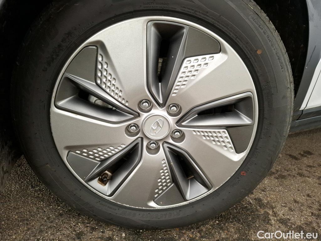  Hyundai  Konna Kona Creative Electrique 2WD 39kWh BVA #2