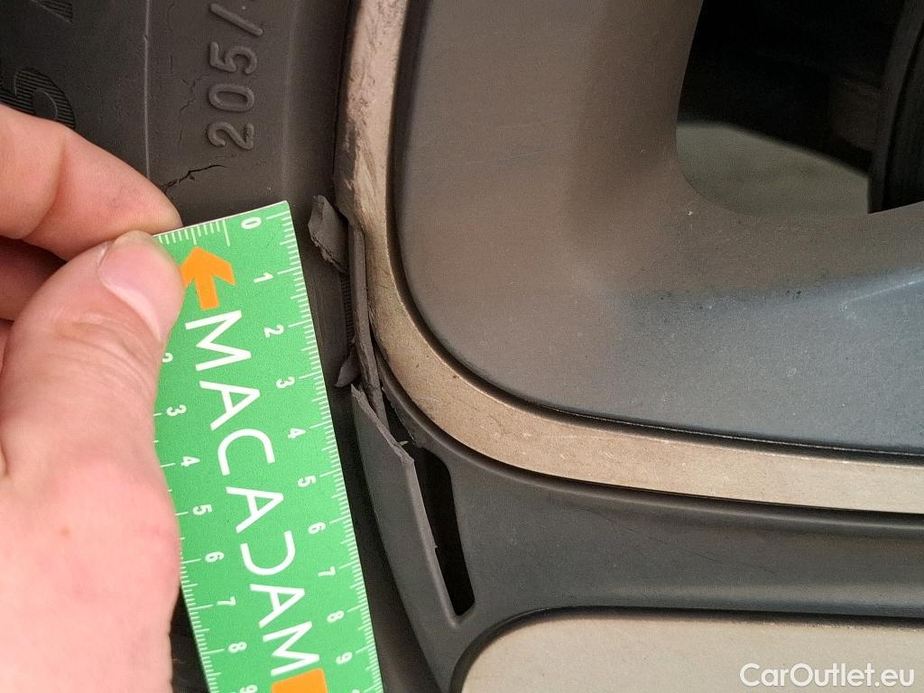  Citroen  C3  Shine 1.2 PureTech 110CV BVM6 6E #20