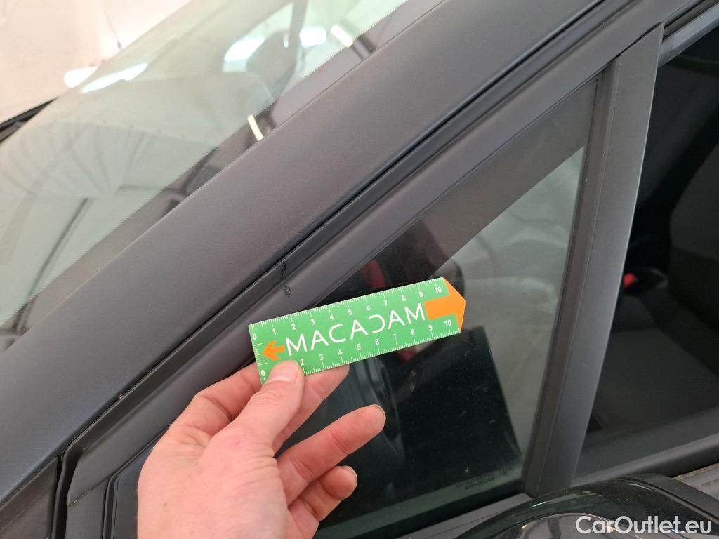  Citroen  C3  Shine 1.2 PureTech 110CV BVM6 6E #21