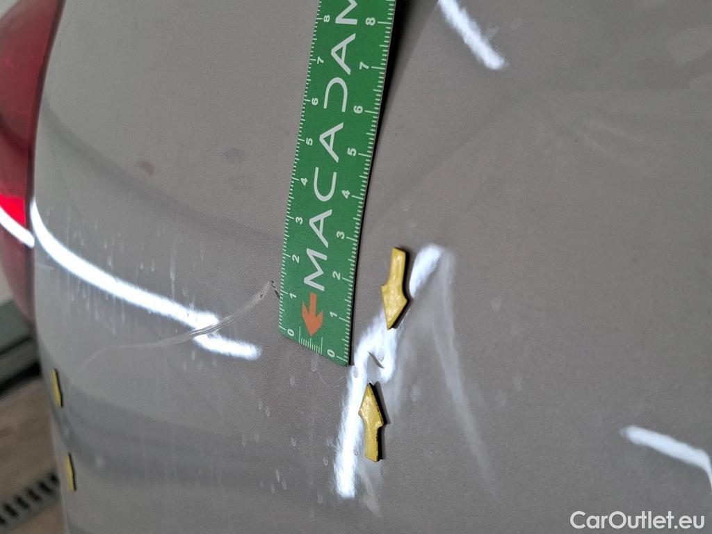  Citroen  C3  Shine 1.2 PureTech 110CV BVM6 6E #17