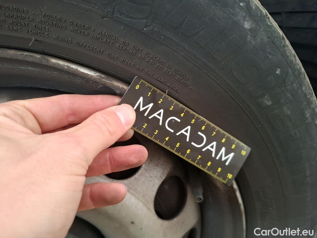  Citroen  Berlingo  Fourgon Club M 1000 1.5 BlueHDi 130CV BVA8 E6dT #35