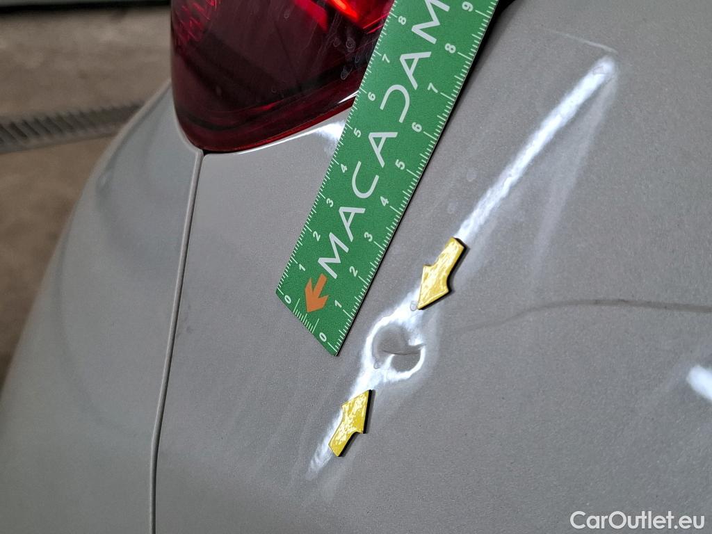  Citroen  C3  Shine 1.2 PureTech 110CV BVM6 6E #16