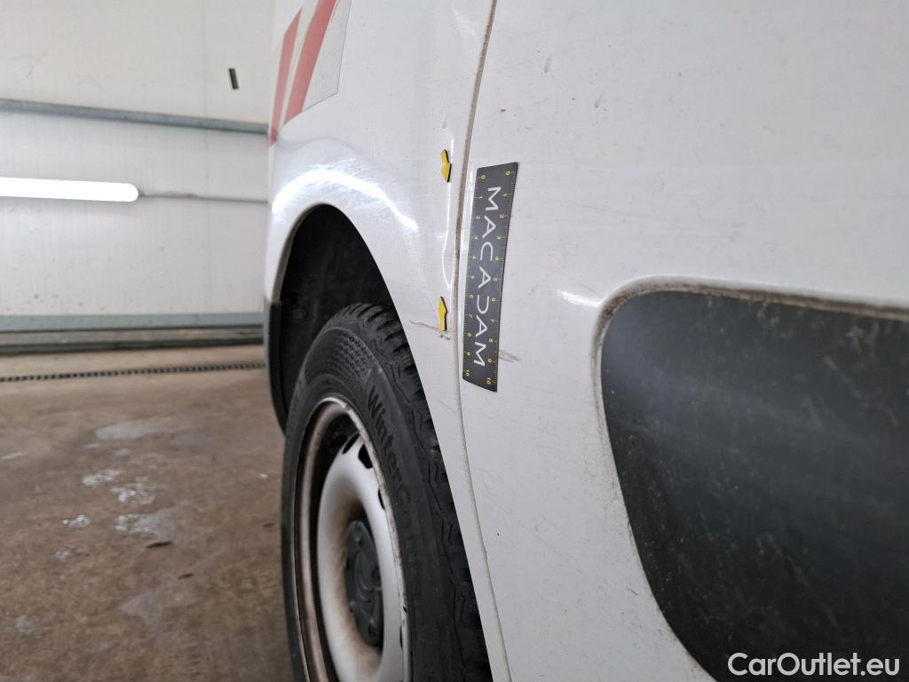  Citroen  Berlingo  Fourgon Club L1 (Court) 1.6 BlueHDi 100CV BVM5 E6 #42