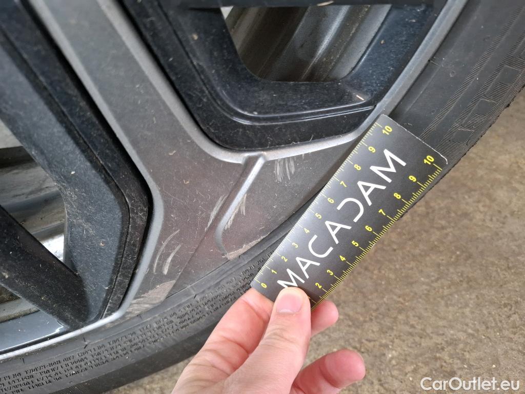  Citroen  C4  X Feel Pack 1.2 PureTech 130CV BVA8 6E #5