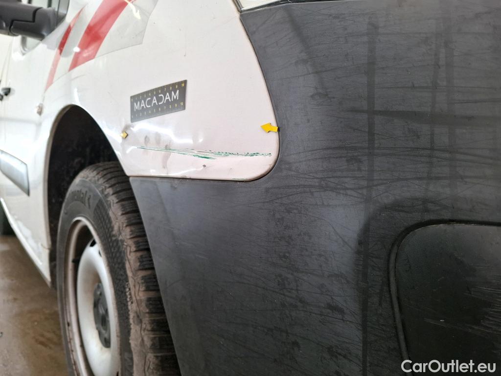  Citroen  Berlingo  Fourgon Club L1 (Court) 1.6 BlueHDi 100CV BVM5 E6 #19