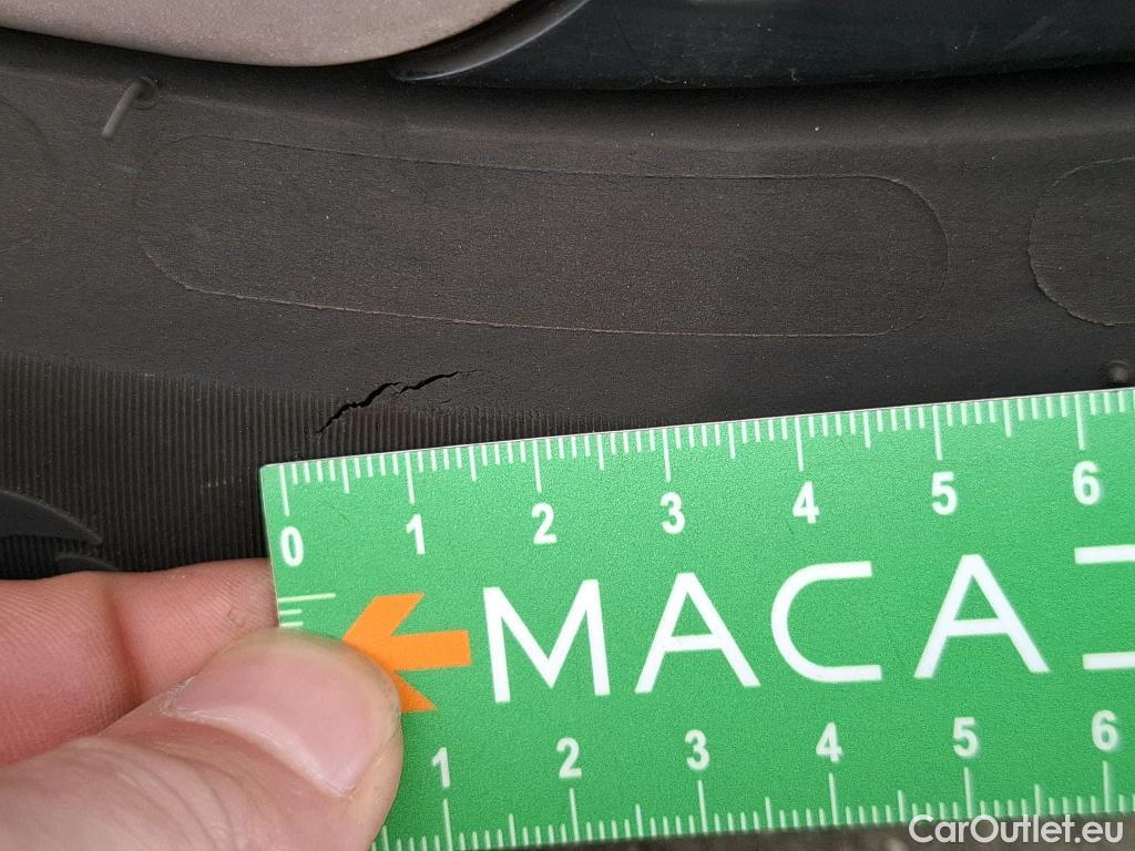  Citroen  C3  Shine 1.2 PureTech 110CV BVM6 6E #6