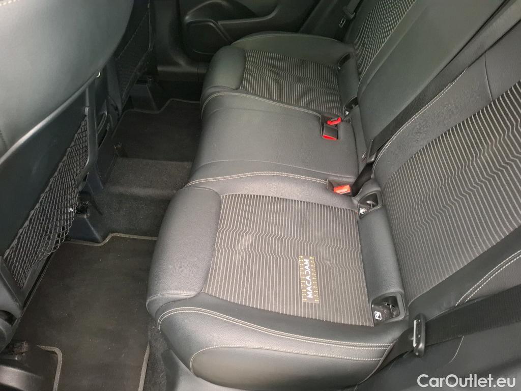  Mercedes  GLA MERCEDES-BENZ  / 2020 / 5P / SUV 1.3  250 e BUSINESS LINE DCT #47