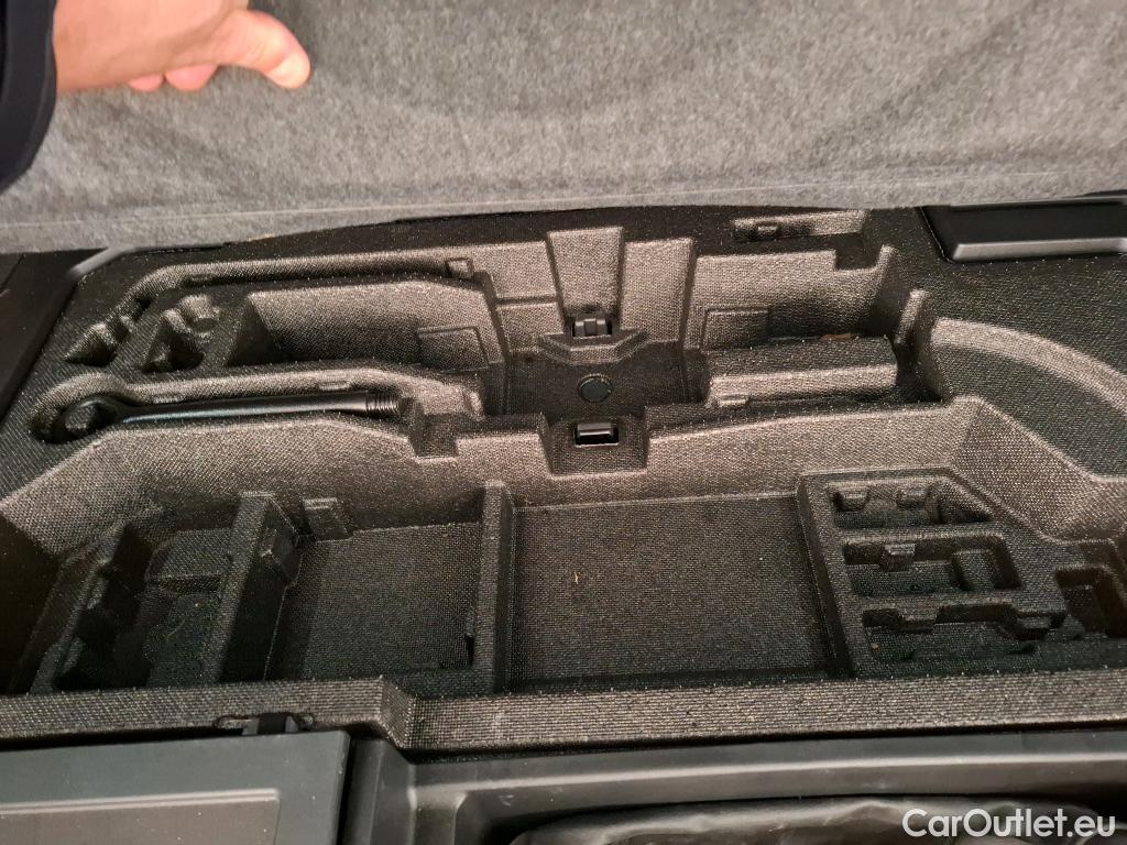  Lexus  NX LEXUS  / 2021 / 5P / SUV 450H+ 4WD Executive #9