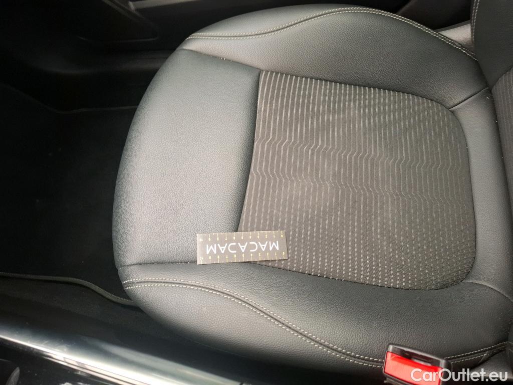  Mercedes  GLA MERCEDES-BENZ  / 2020 / 5P / SUV 1.3  250 e BUSINESS LINE DCT #54