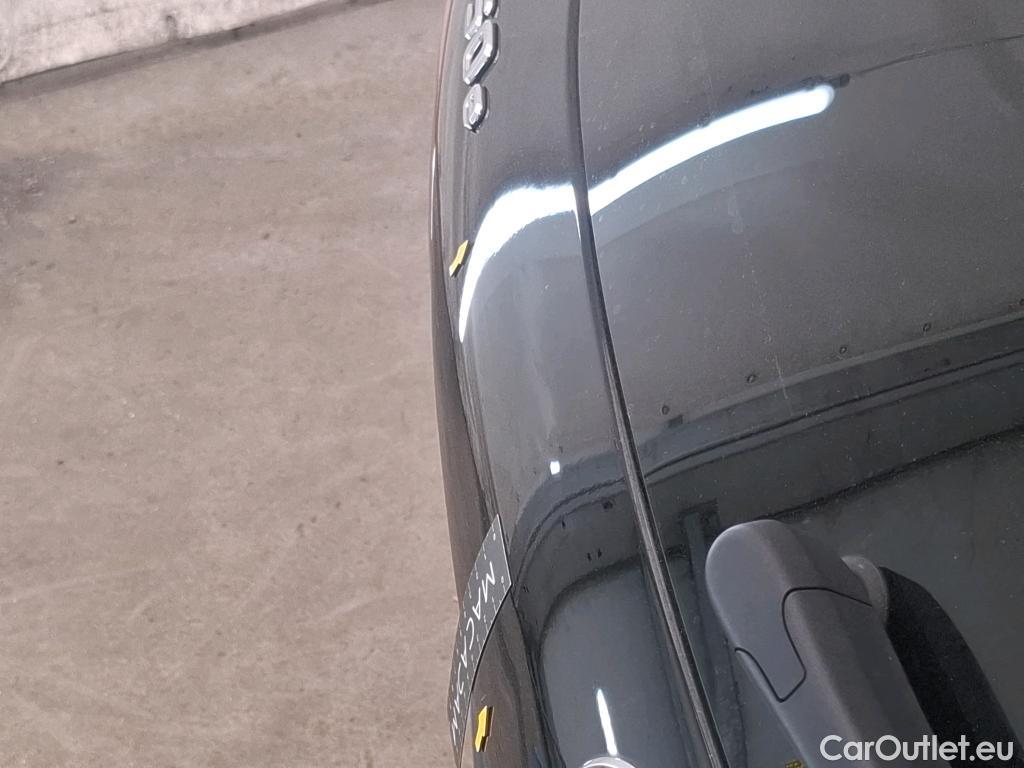  Mercedes  GLA MERCEDES-BENZ  / 2020 / 5P / SUV 1.3  250 e BUSINESS LINE DCT #24