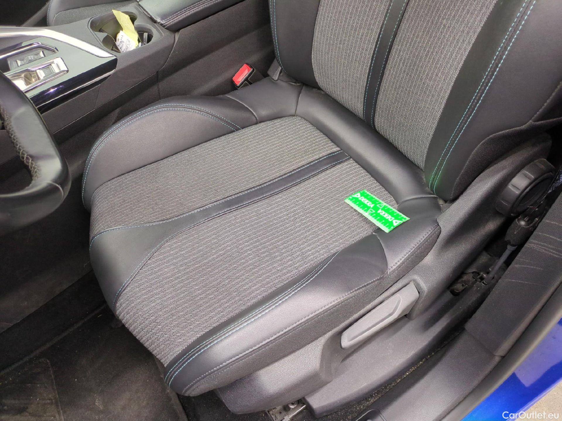  Peugeot  3008  Allure Pack 1.5 HDi 130CV BVA8 E6d #1