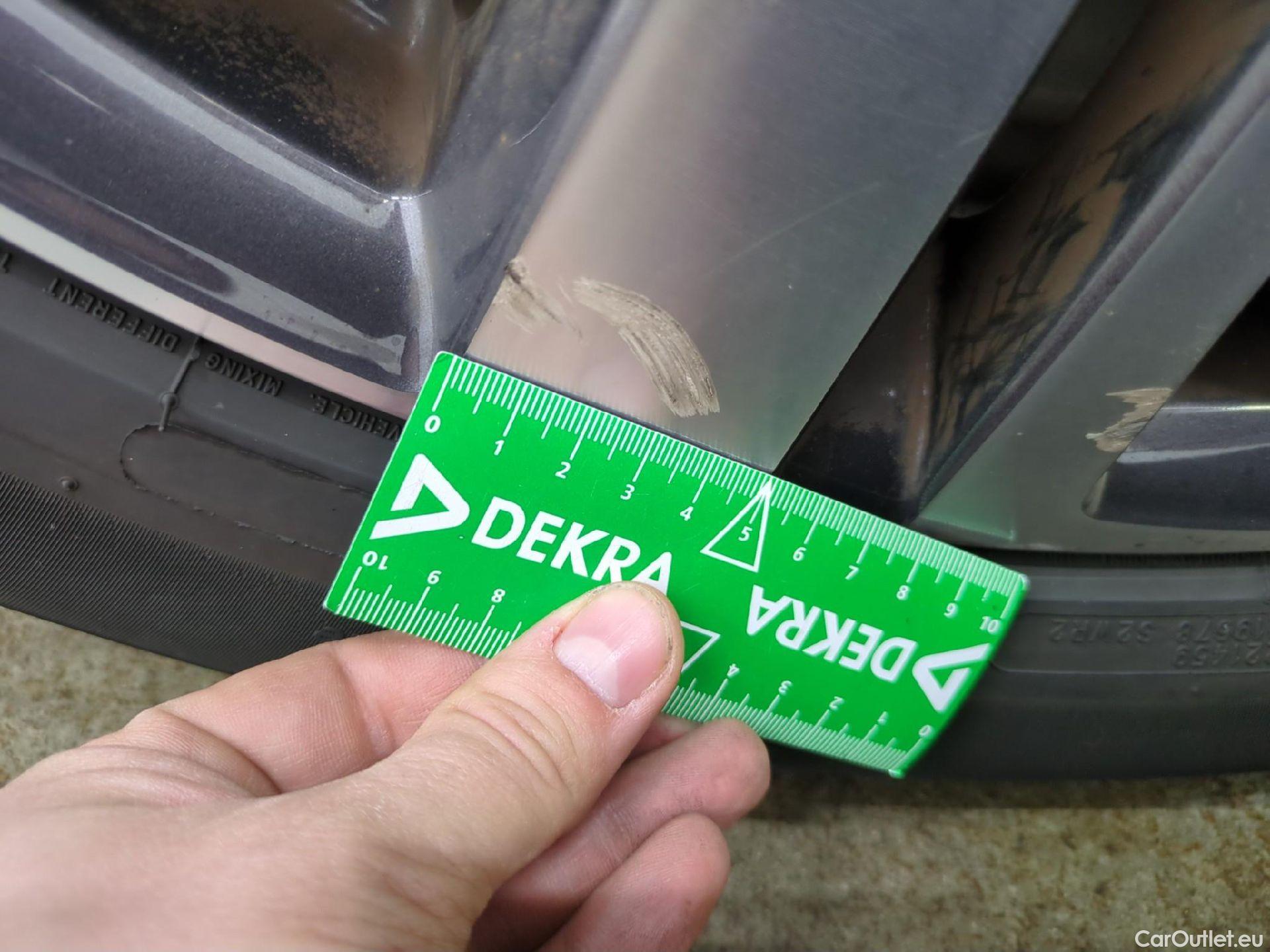  Peugeot  3008  Allure Pack 1.5 HDi 130CV BVA8 E6d #16