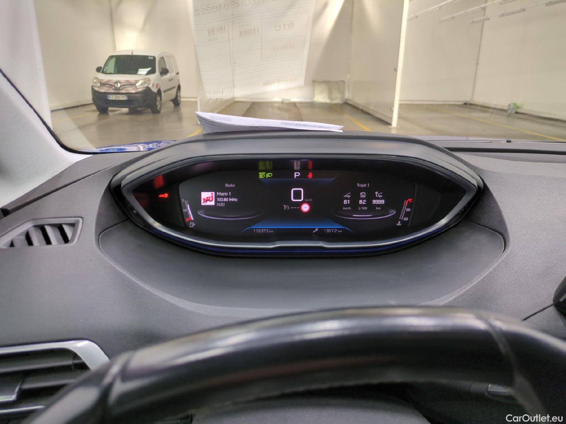  Peugeot  3008  Allure Pack 1.5 HDi 130CV BVA8 E6d #11