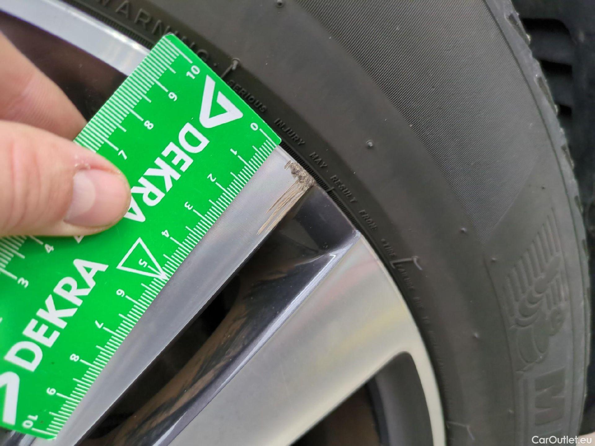  Peugeot  3008  Allure Pack 1.5 HDi 130CV BVA8 E6d #13