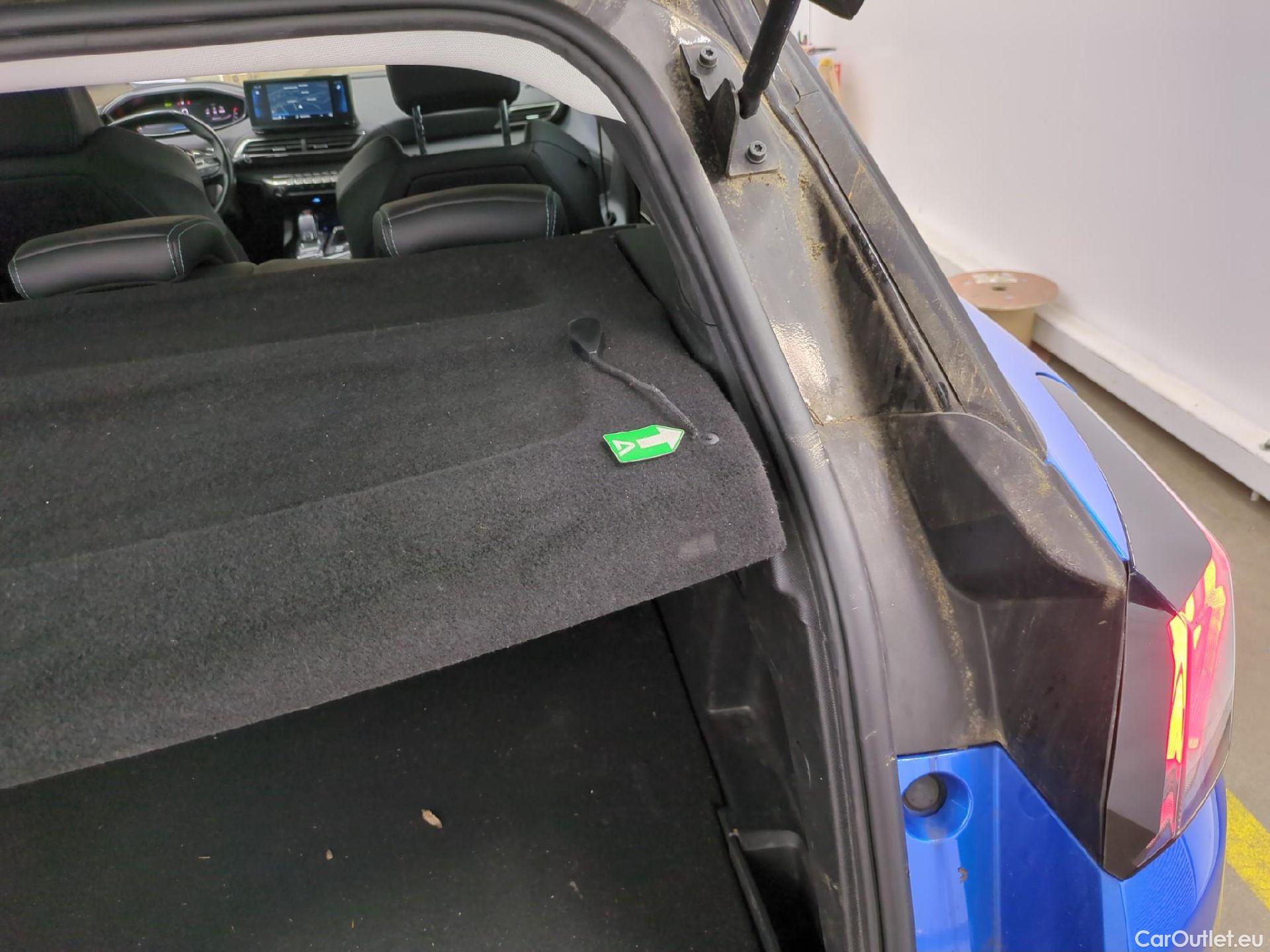  Peugeot  3008  Allure Pack 1.5 HDi 130CV BVA8 E6d #8