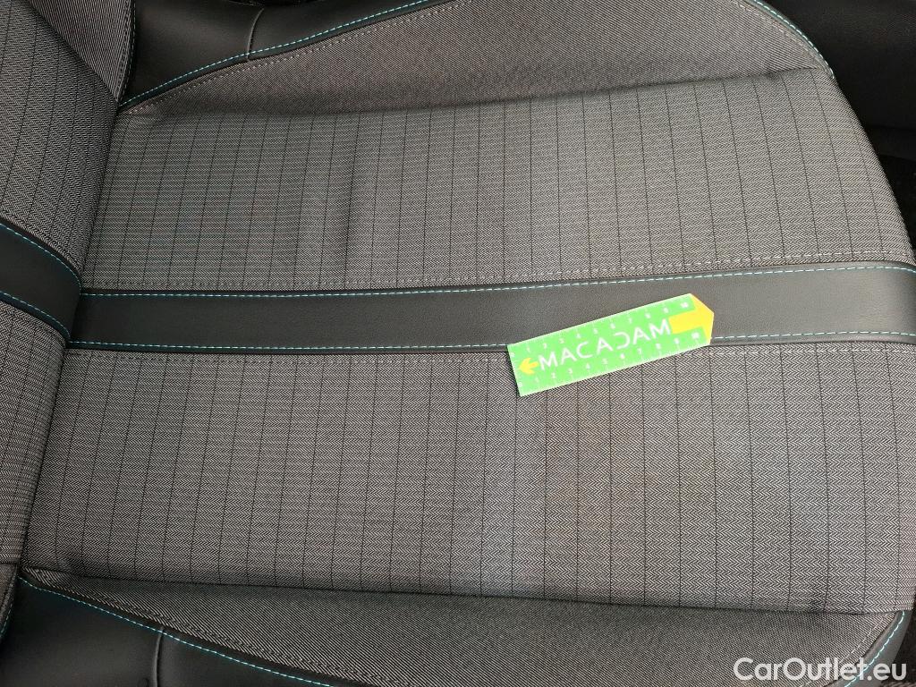  Peugeot  208  Allure Business 1.2 PureTech 100CV BVM6 E6d #10