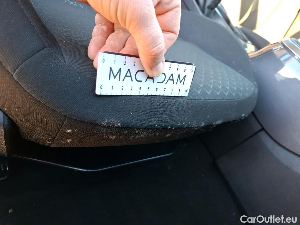  Nissan  Juke NISSAN  / 2019 / 5P / Crossover DIG-T 114 BVM6 Business Edition #18