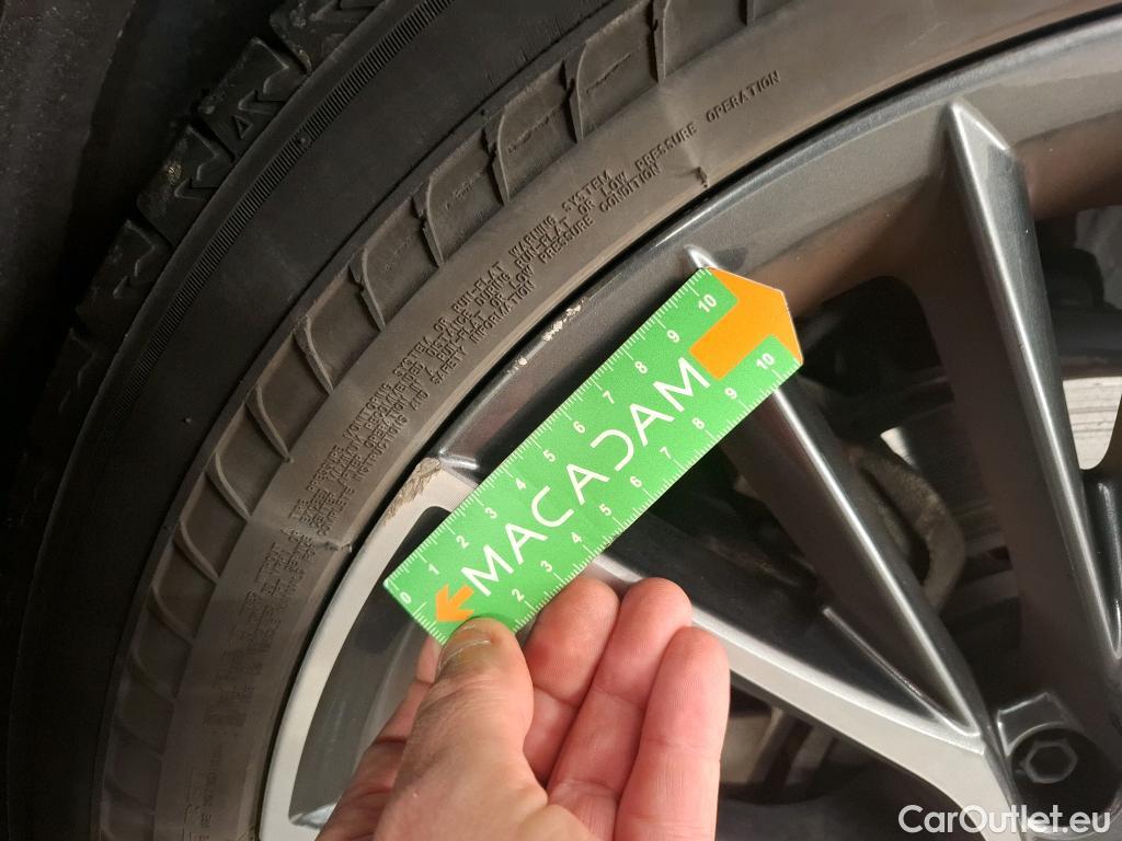  Lexus  NX LEXUS  / 2021 / 5P / SUV 450H+ 4WD Executive #6