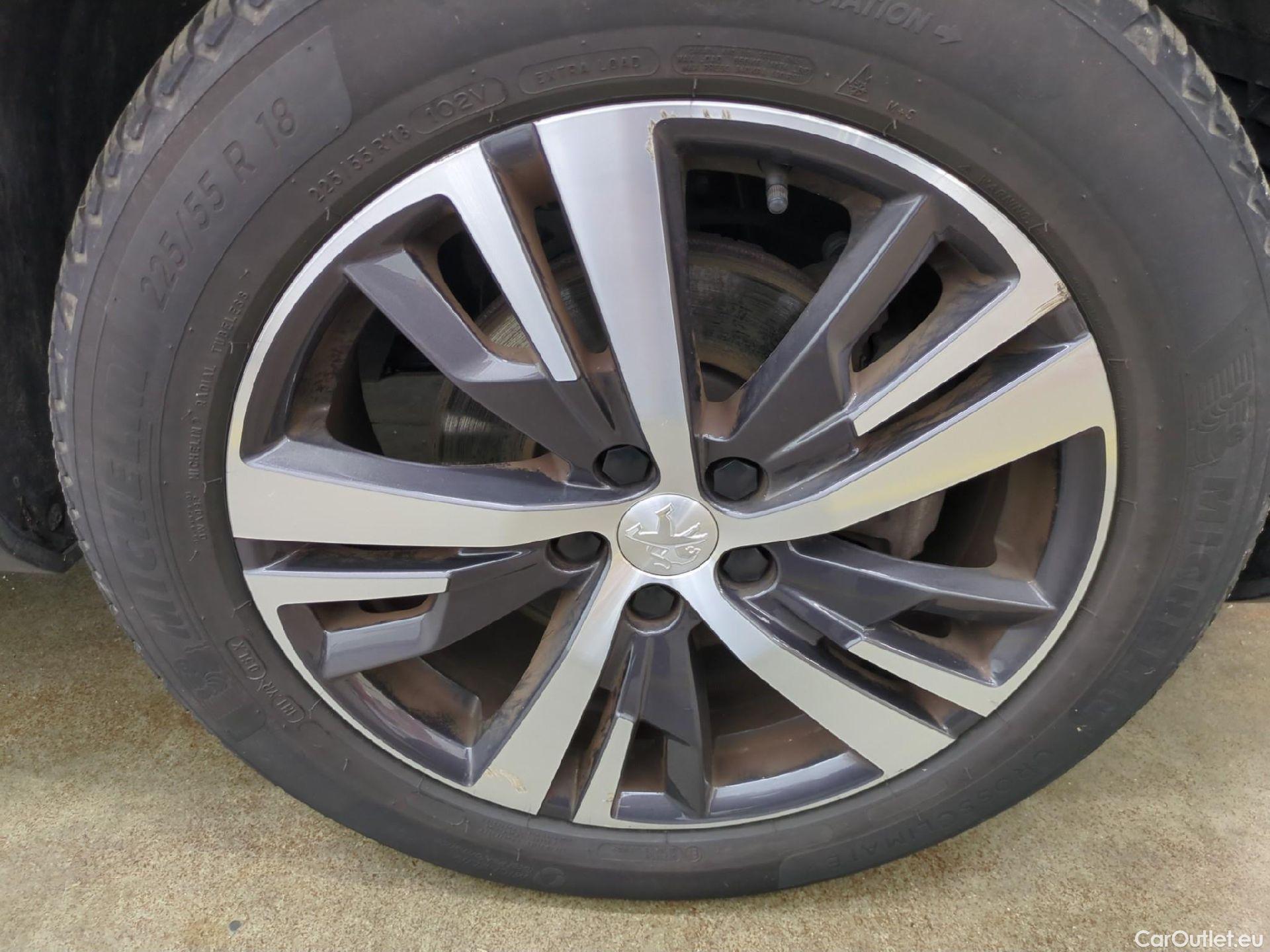  Peugeot  3008  Allure Pack 1.5 HDi 130CV BVA8 E6d #14