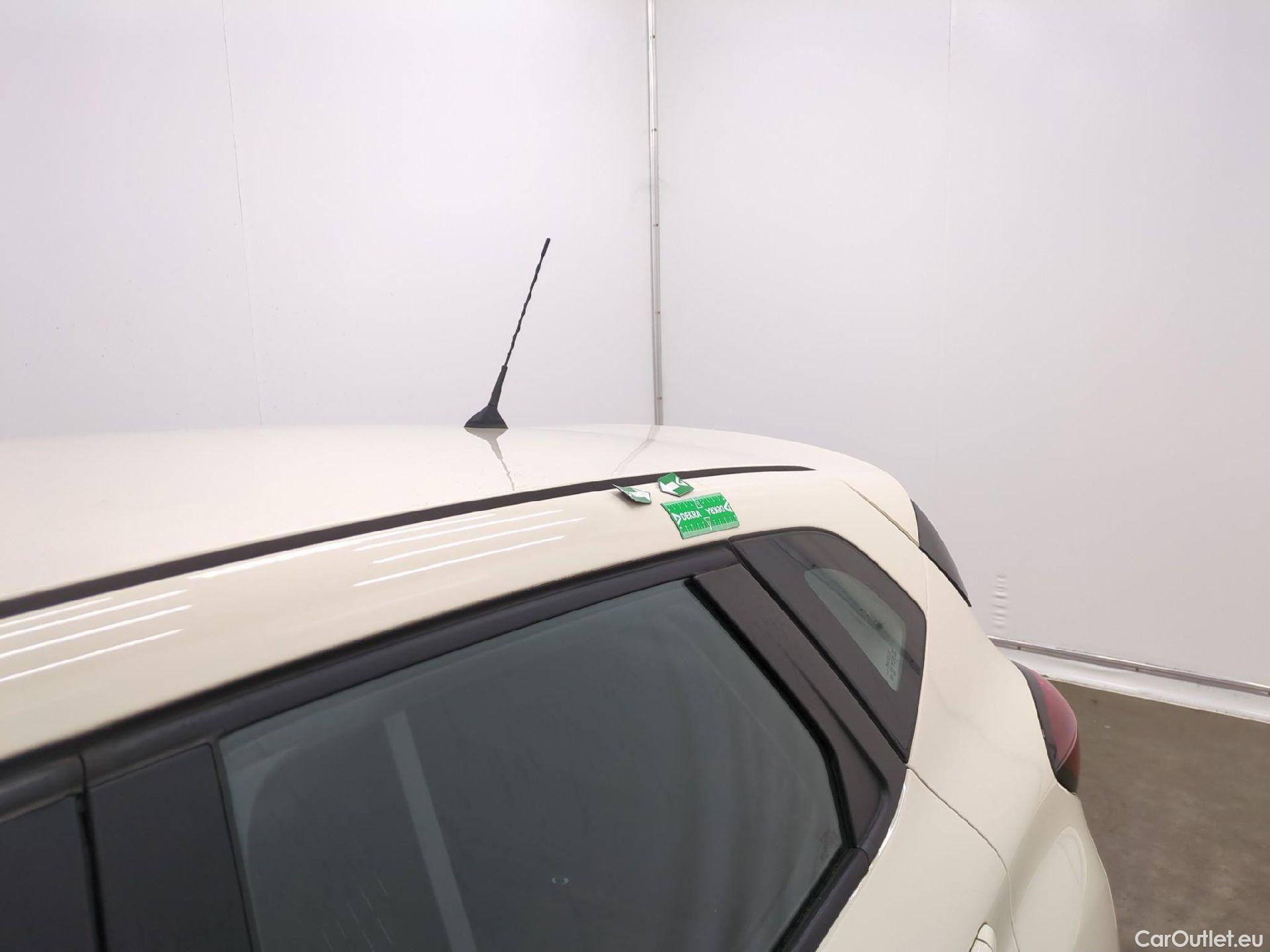  Renault  Captur  Business 0.9 TCe 90CV BVM5 E6 / TRANSFO VP VF #47