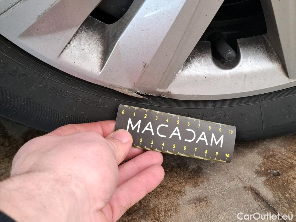  Renault  Megane  IV Berline 5 ptes. Business 1.5 dCi 115CV BVA7 E6d #15