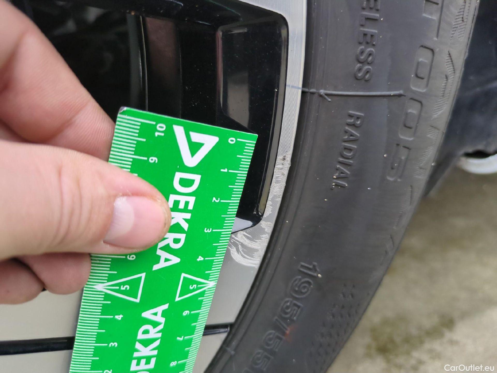  Renault  Clio  V Evolution Réversible 1.5 dCi 100CV BVM6 E6d #5