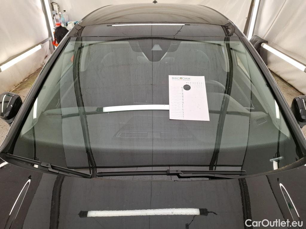  Volkswagen  Golf  VOLKSWAGEN / 2020 / 5P / Berline 2.0 TDI SCR 115 DSG7 LIFE SOCI BUSINESS #1