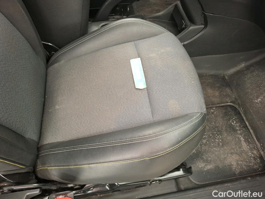  Renault  Kangoo RENAULT  / 2021 / 4P / Fourgonnette Extra - Blue dCi95 Sésame Ouvre Toi #10