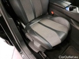  Peugeot  3008 PEUGEOT  / 2020 / 5P / SUV BLUEHDI 130 EAT8 SeS ALLURE #14