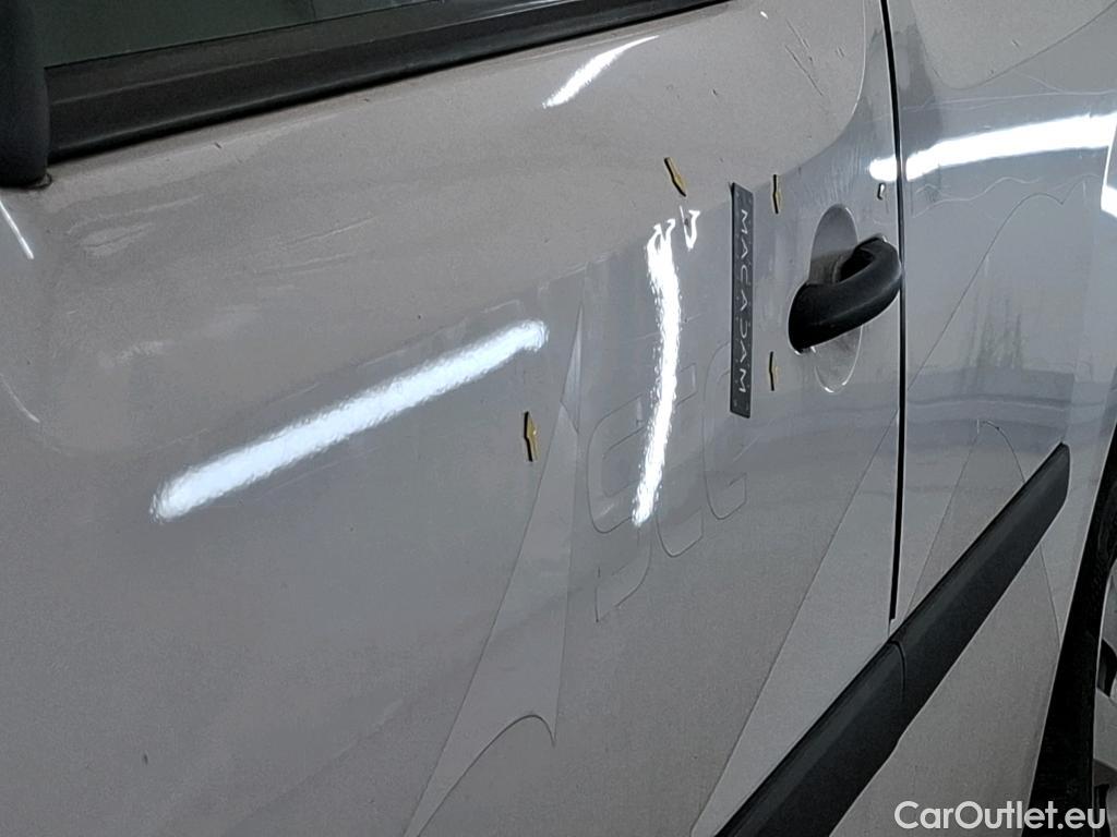  Renault  Kangoo  II Express Extra (Série Spéciale) 1.5 dCi 95CV BVM6 E6dT #59