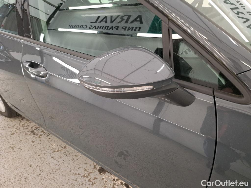  Volkswagen  Golf  VOLKSWAGEN / 2020 / 5P / Berline 2.0 TDI SCR 115 DSG7 LIFE SOCI BUSINESS #13