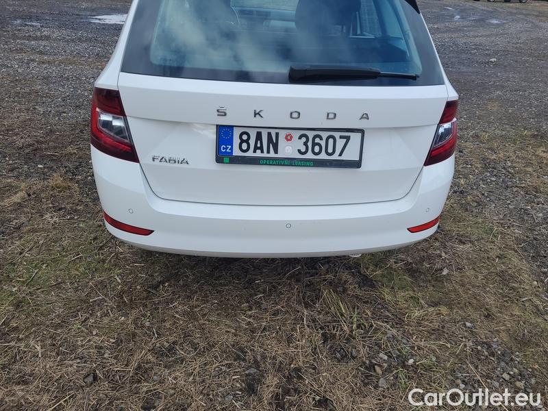  Skoda  Fabia  Combi (2015)  Com 1.0TSI 81 Style #2