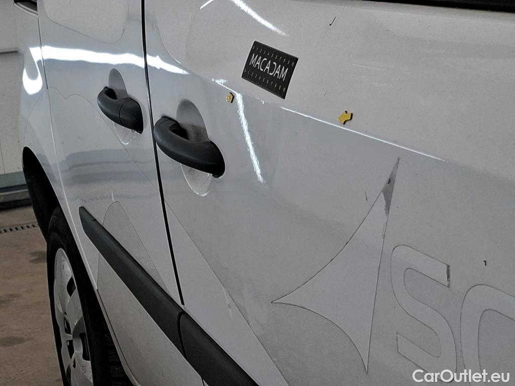  Renault  Kangoo  II Express Extra (Série Spéciale) 1.5 dCi 95CV BVM6 E6dT #38