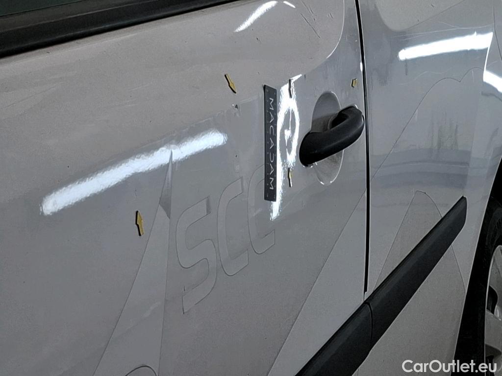  Renault  Kangoo  II Express Extra (Série Spéciale) 1.5 dCi 95CV BVM6 E6dT #57