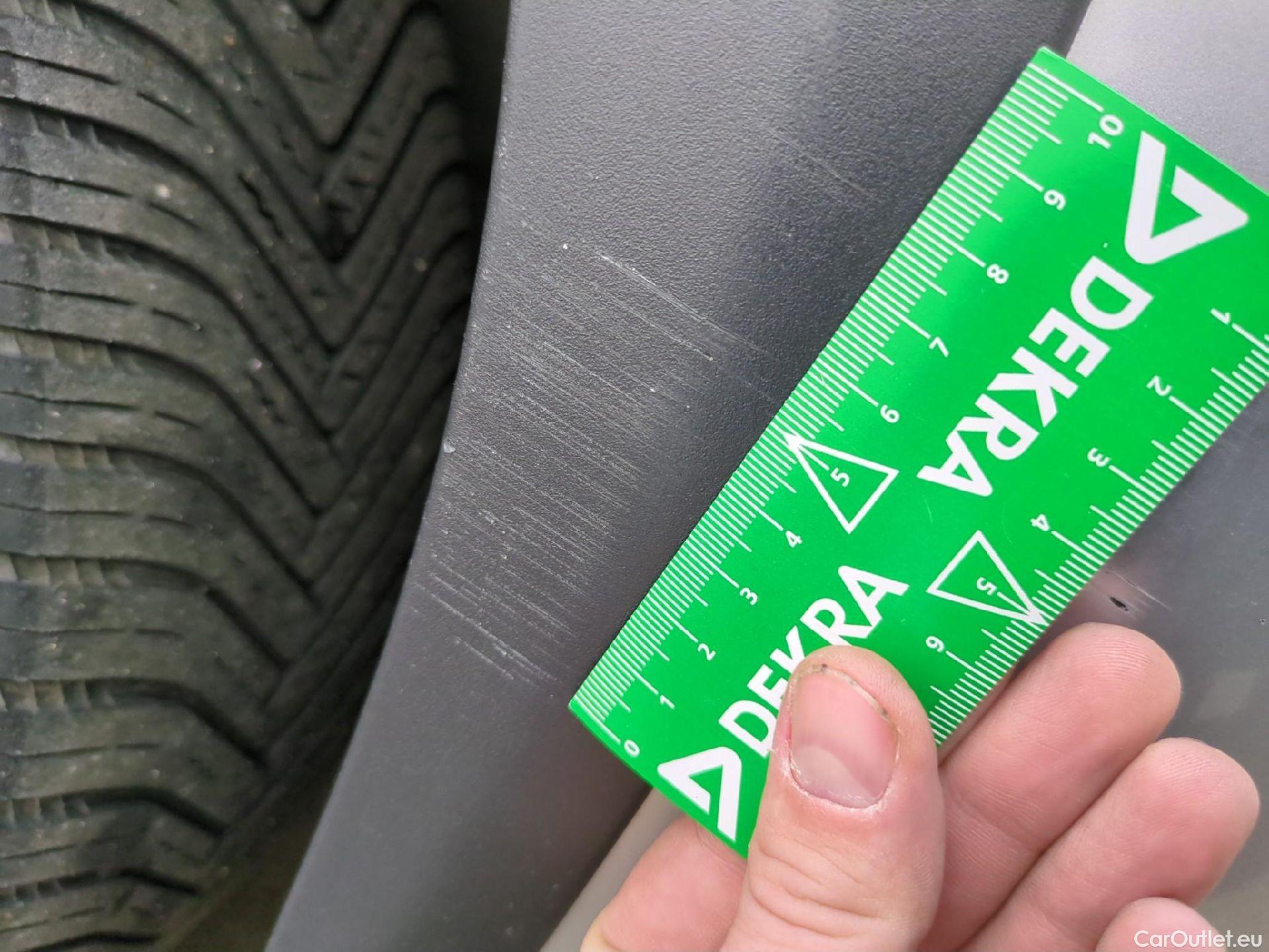  Toyota  Yaris Cross TOYOTA  Hybride / 2021 / 5P / SUV 1.5 HYBRID 116H DYNAMIC BUSINESS BEY AWD #16