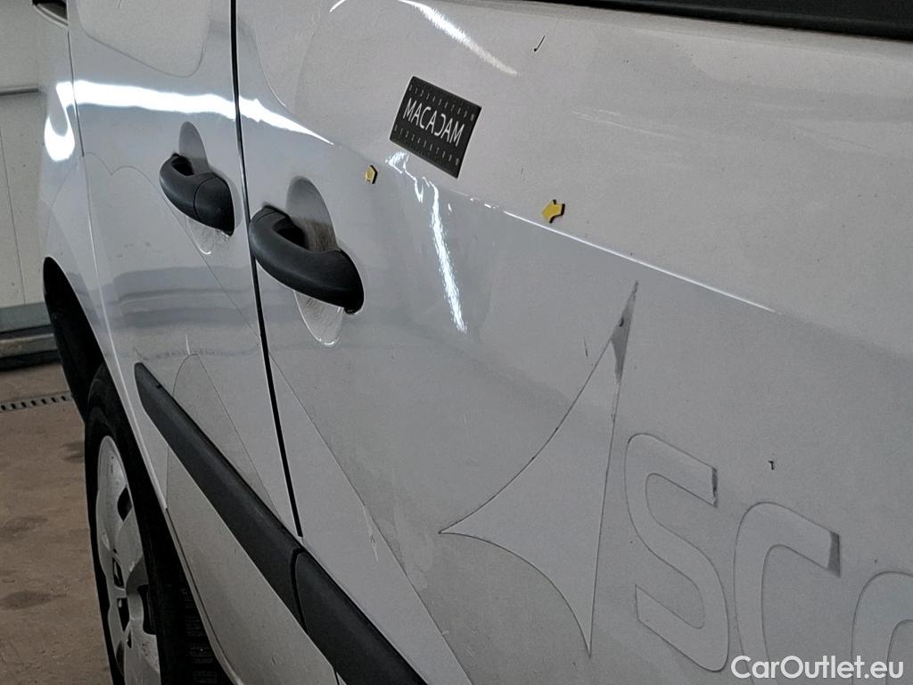  Renault  Kangoo  II Express Extra (Série Spéciale) 1.5 dCi 95CV BVM6 E6dT #40