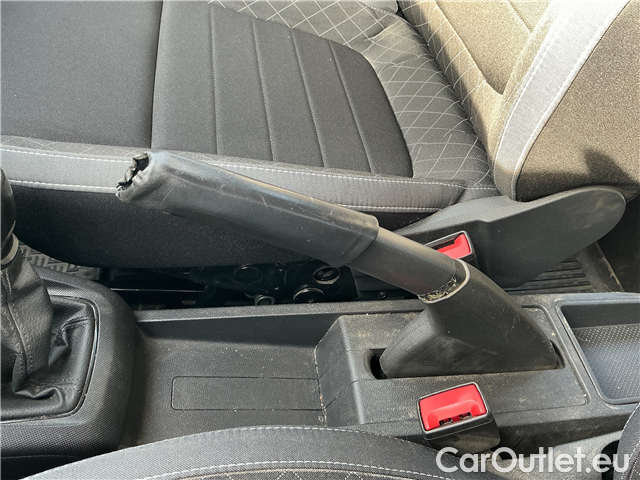  Skoda  Fabia  Com.1.0TSI 70 Ambition #19