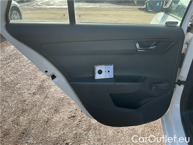  Skoda  Fabia  Com.1.0TSI 70 Ambition #17