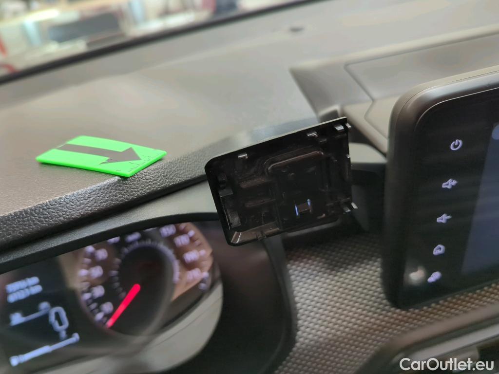  Dacia  Sandero 1.0 TCe 90CP Stepway Comfort #34