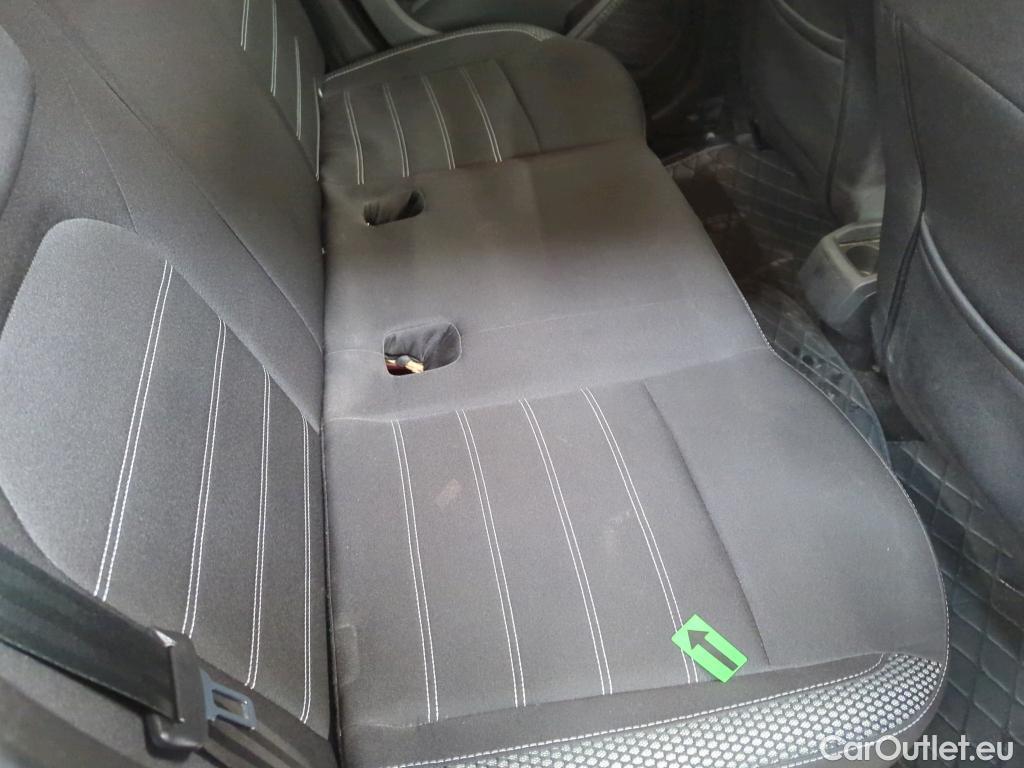  Dacia  Duster 1.5 Blue dCi 115CP Orange 4WD #21