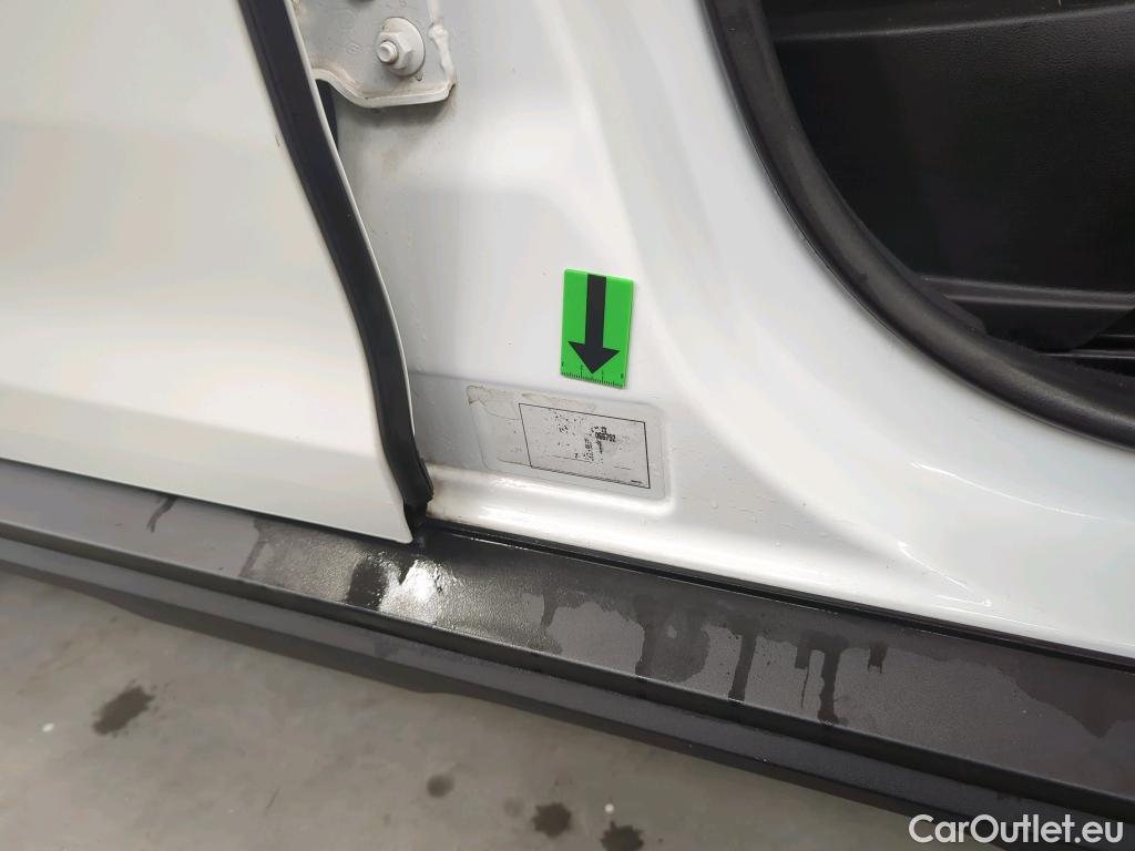  Dacia  Duster 1.5 Blue dCi 115CP Comfort 4WD #43