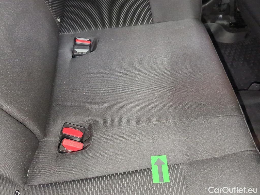  Dacia  Duster 1.5 Blue dCi 115CP Comfort 4WD #32