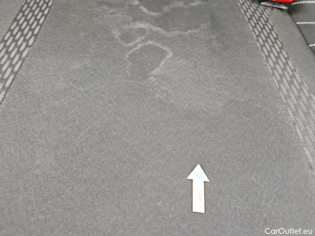  Dacia  Logan 1.5 Blue dCi 95CP Laureate #24