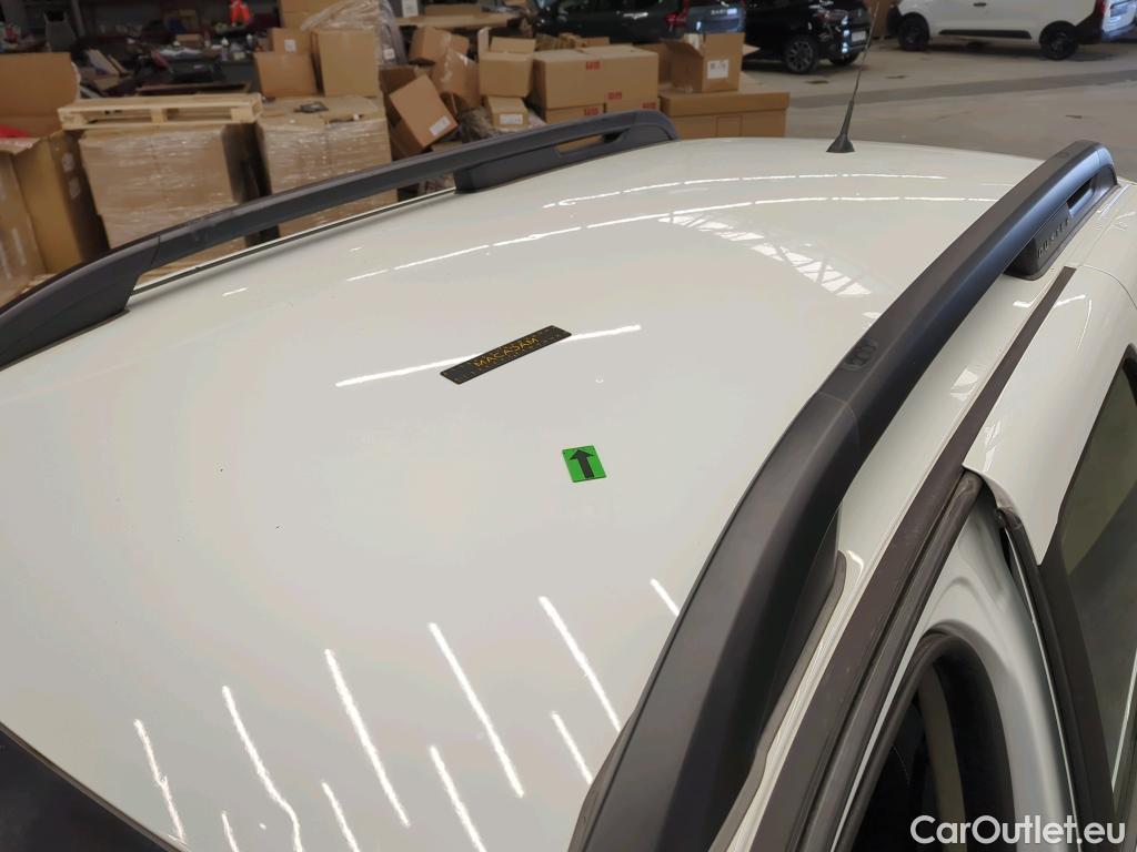  Dacia  Duster 1.5 Blue dCi 115CP Comfort 4WD #3