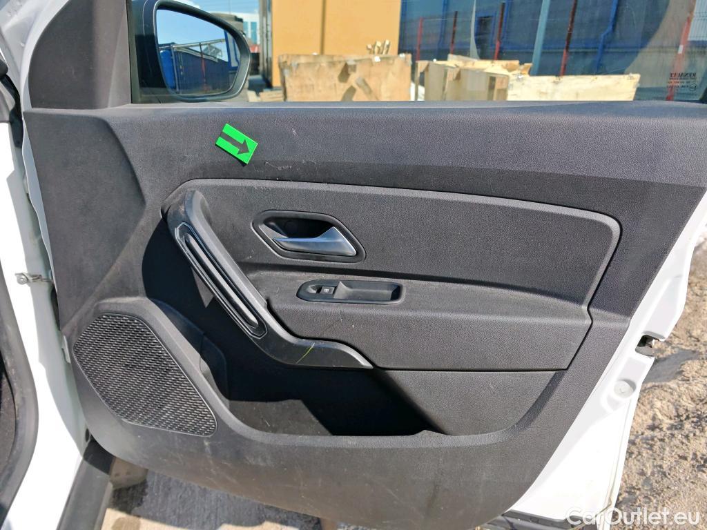  Dacia  Duster 1.5 Blue dCi 115CP Comfort 4WD #5