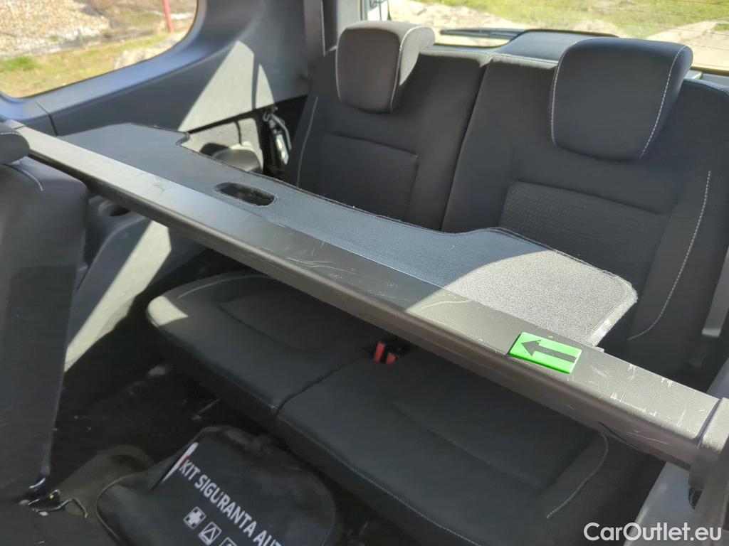  Dacia  Lodgy 1.5 Blue dCi 95 Laureate 7L #51