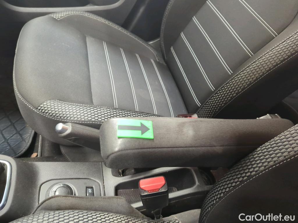  Dacia  Duster 1.5 Blue dCi 115CP Orange 4WD #13