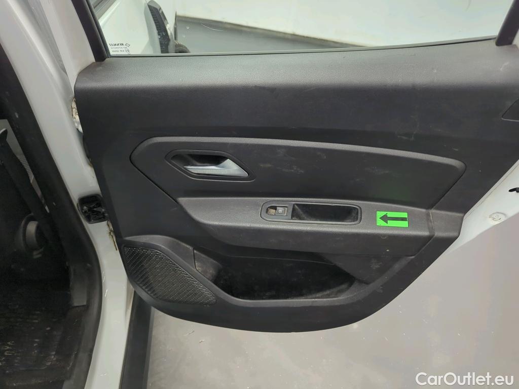  Dacia  Duster 1.5 Blue dCi 115CP Comfort 4WD #63