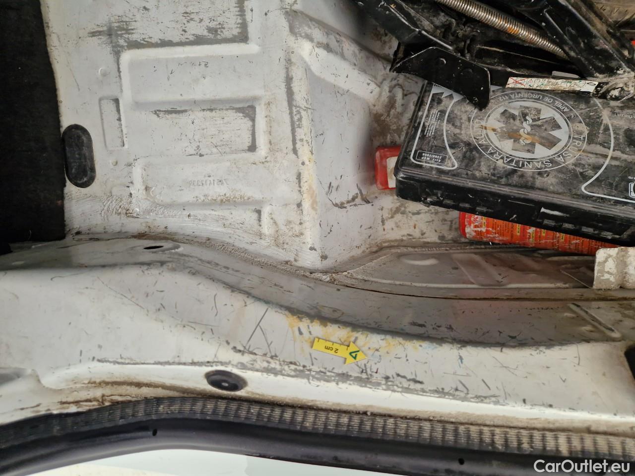  Dacia  Logan 1.5 Blue dCi 95CP Laureate #30