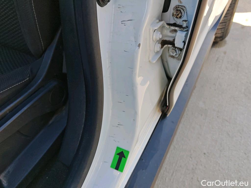  Dacia  Duster 1.5 Blue dCi 115CP Comfort 4WD #22